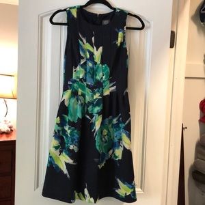 Vince Canute Navy floral women’s size 2 dress